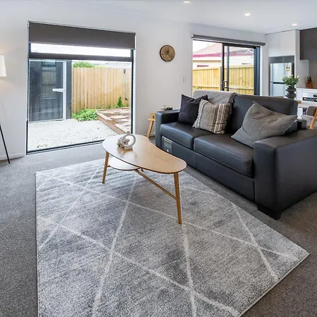 2Br Townhouse: Cosy, Close To City, Car Park Christchurch Exterior foto